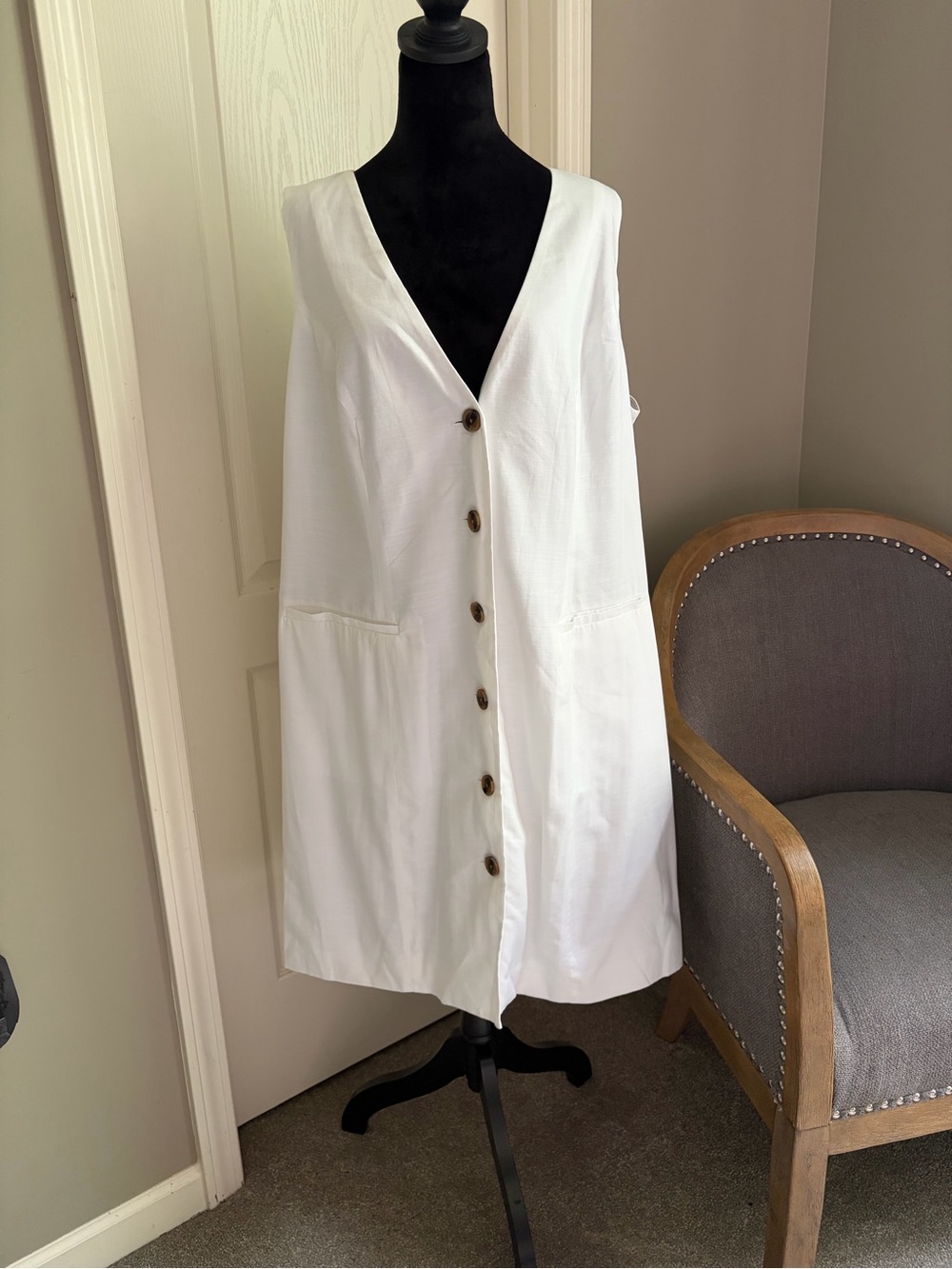a new day White Clothing Label Tag